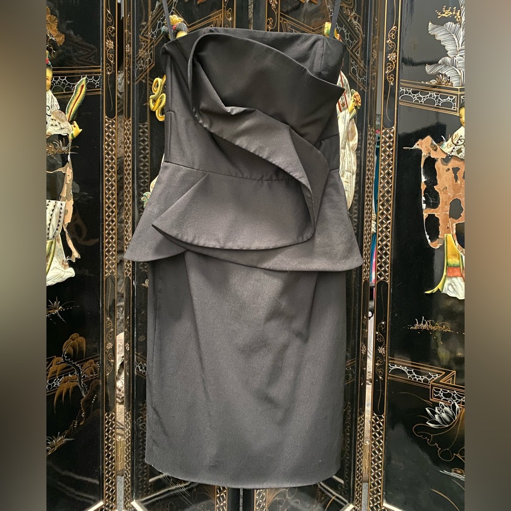 White House Black Market black cocktail dress: Size 00